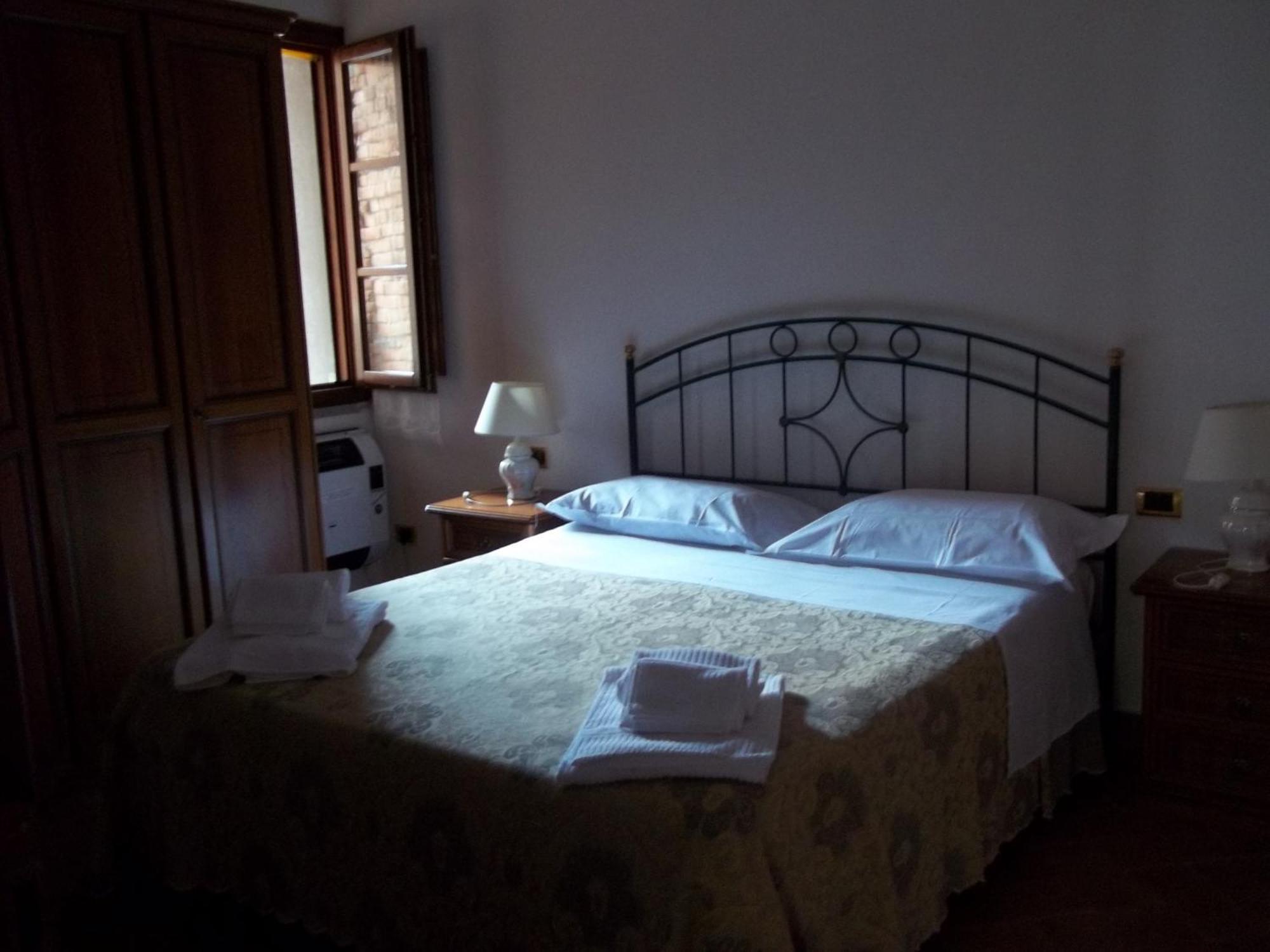 Casale Etrusco Guest House โบลเกริ ห้อง รูปภาพ